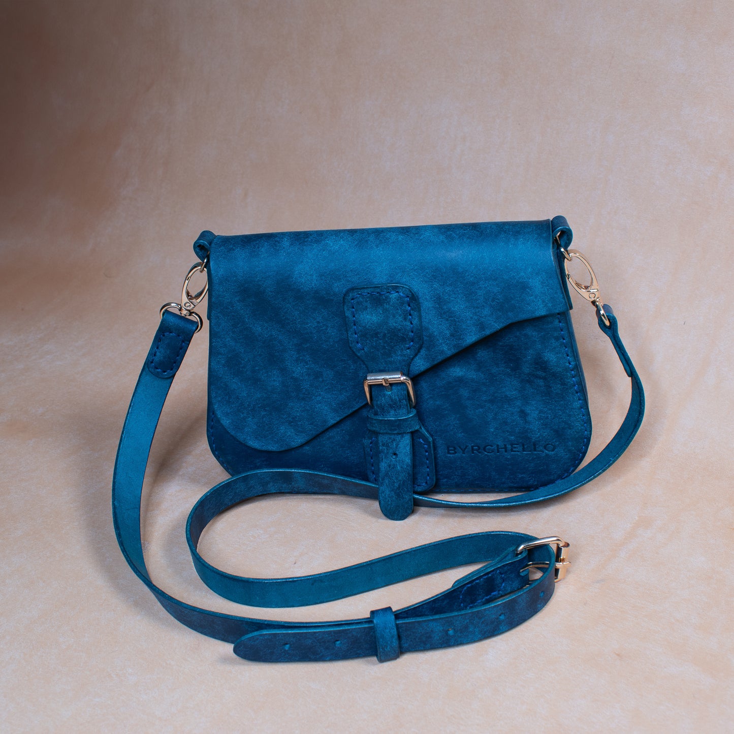 Noble Blue Arnes